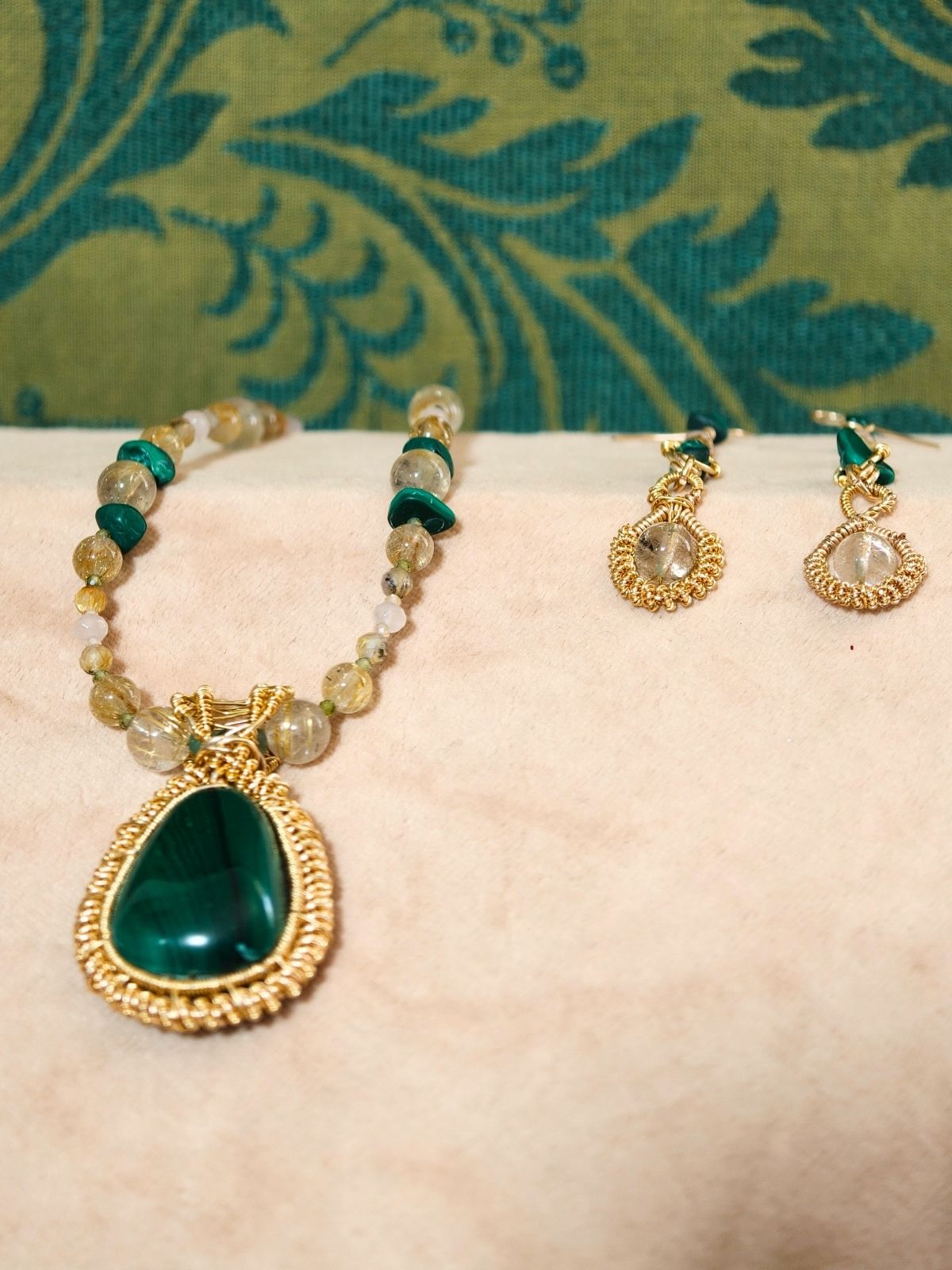 Taurus Evening Set
